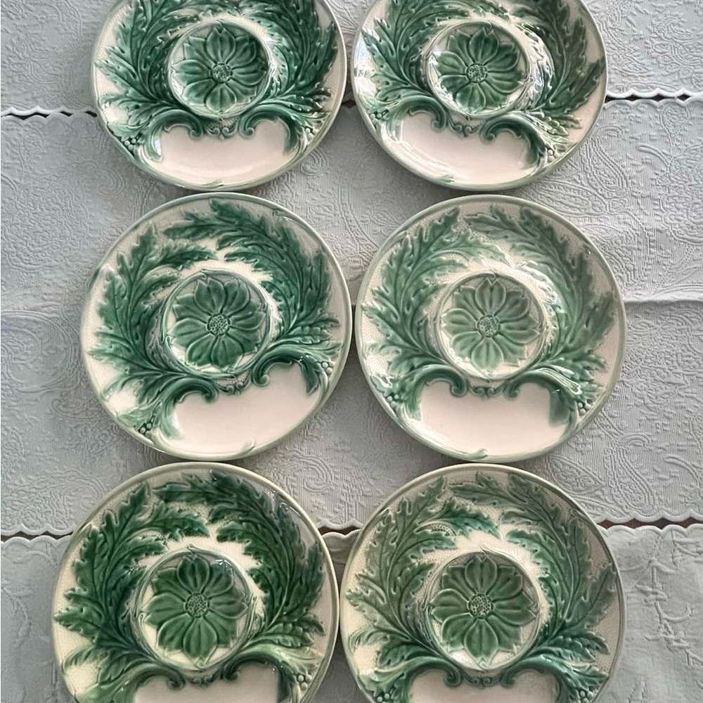 1930's French Artichoke
Plate by Gien. - Picture 6 of 12